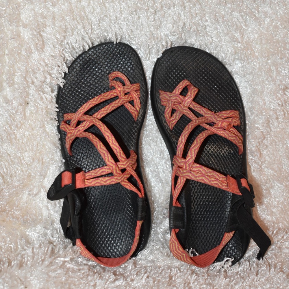 Chaco’s Women's ZX/2® Classic - Orange Zigzag